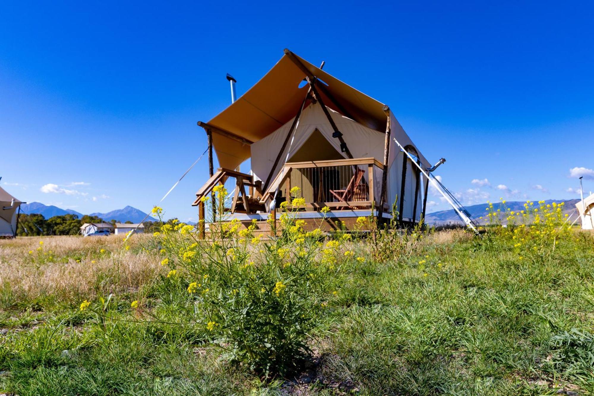 Under Canvas North Yellowstone - Paradise Valley Livingston Exterior foto