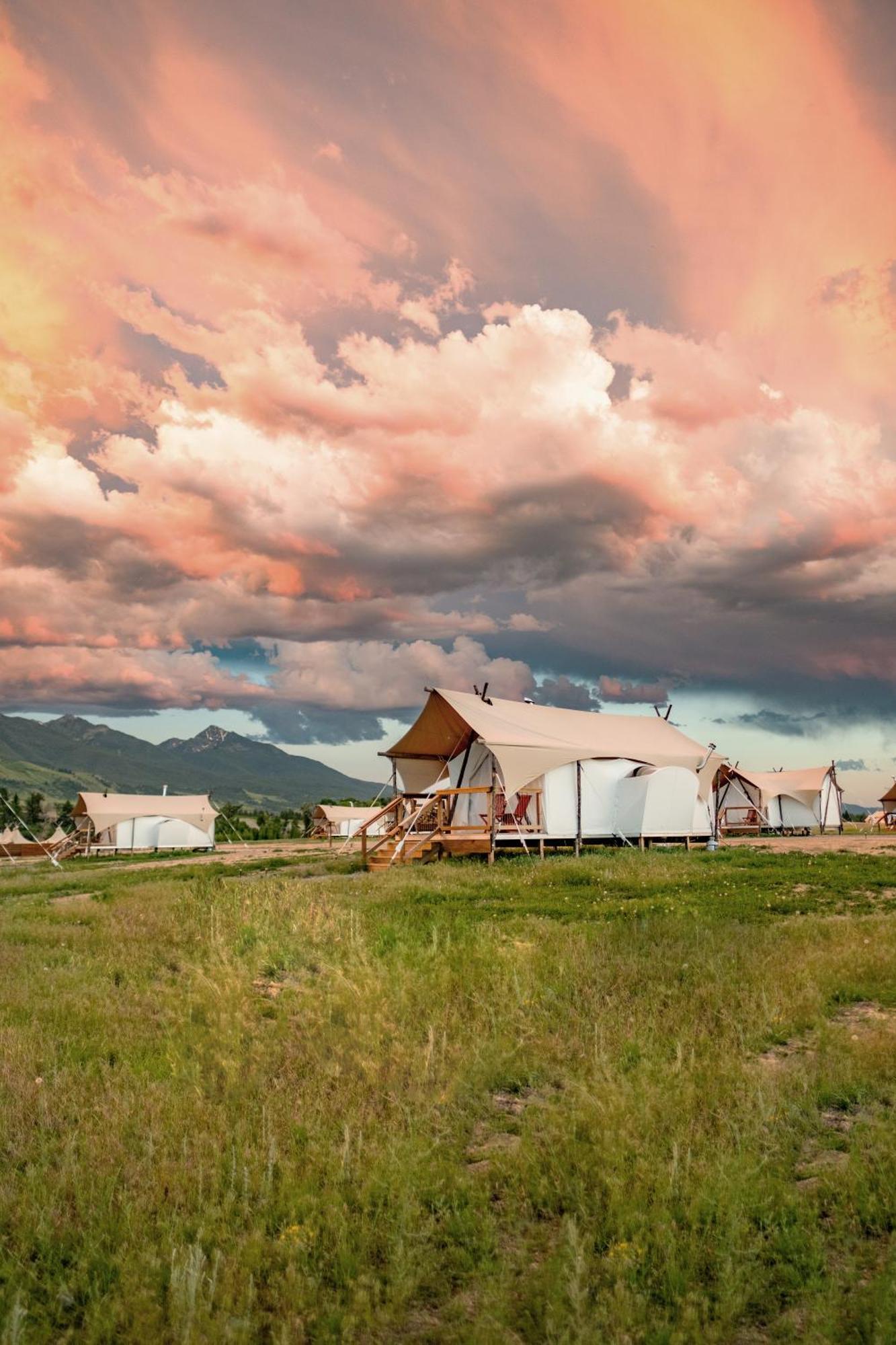 Under Canvas North Yellowstone - Paradise Valley Livingston Exterior foto
